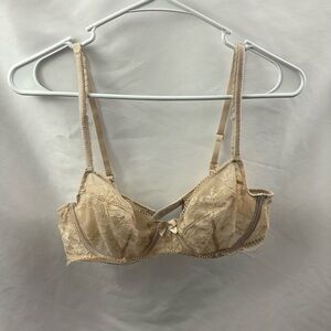 Victoria's Secret Body By Victoria Unlined Demi Beige Lace Floral